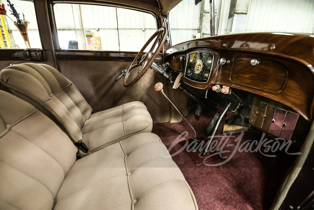 1933 DeSoto - Image 20 of 31
