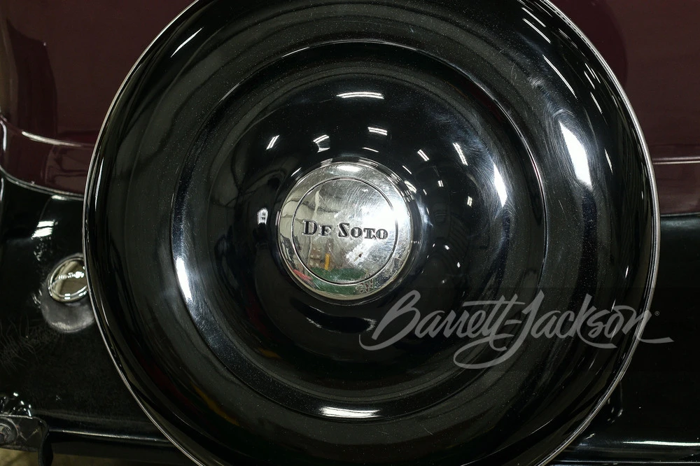 1933 DeSoto - Image 21 of 31