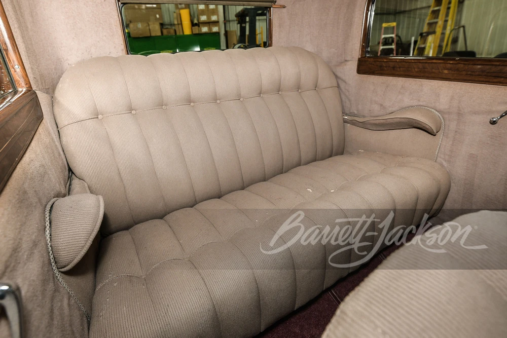 1933 DeSoto - Image 25 of 31