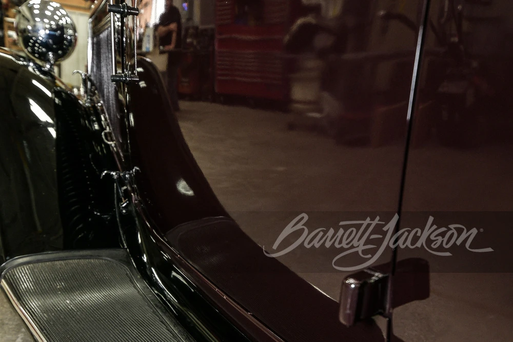 1933 DeSoto - Image 30 of 31