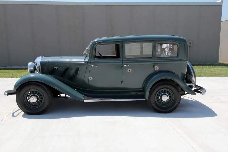 1933 DeSoto - Image 2 of 10