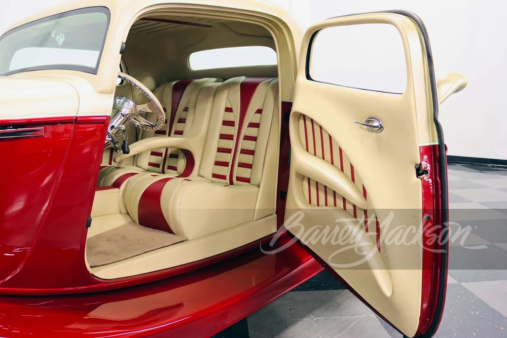 1933 Ford Model 18 & 40 - Image 4 of 15
