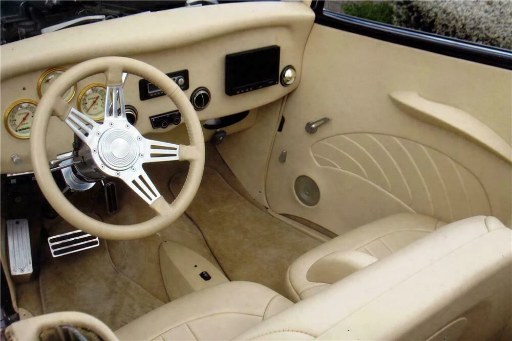 1933 Ford Model 18 & 40 - Image 4 of 5