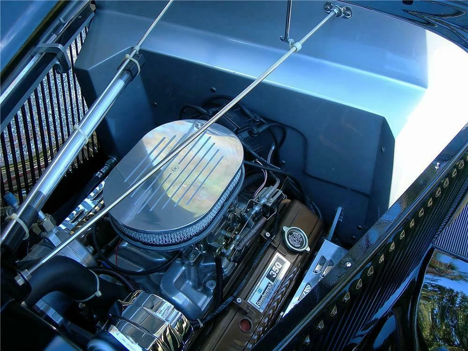 1933 Ford Model 18 & 40 - Image 2 of 5