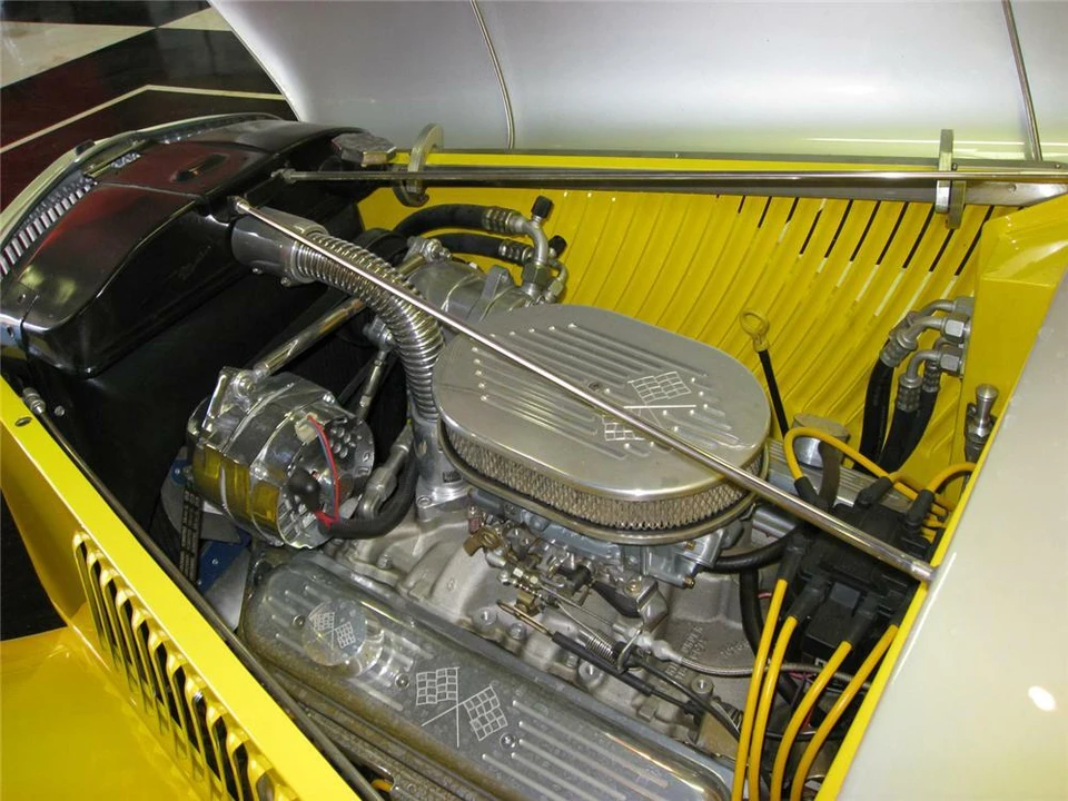 1933 Ford Model 18 & 40 - Image 3 of 5