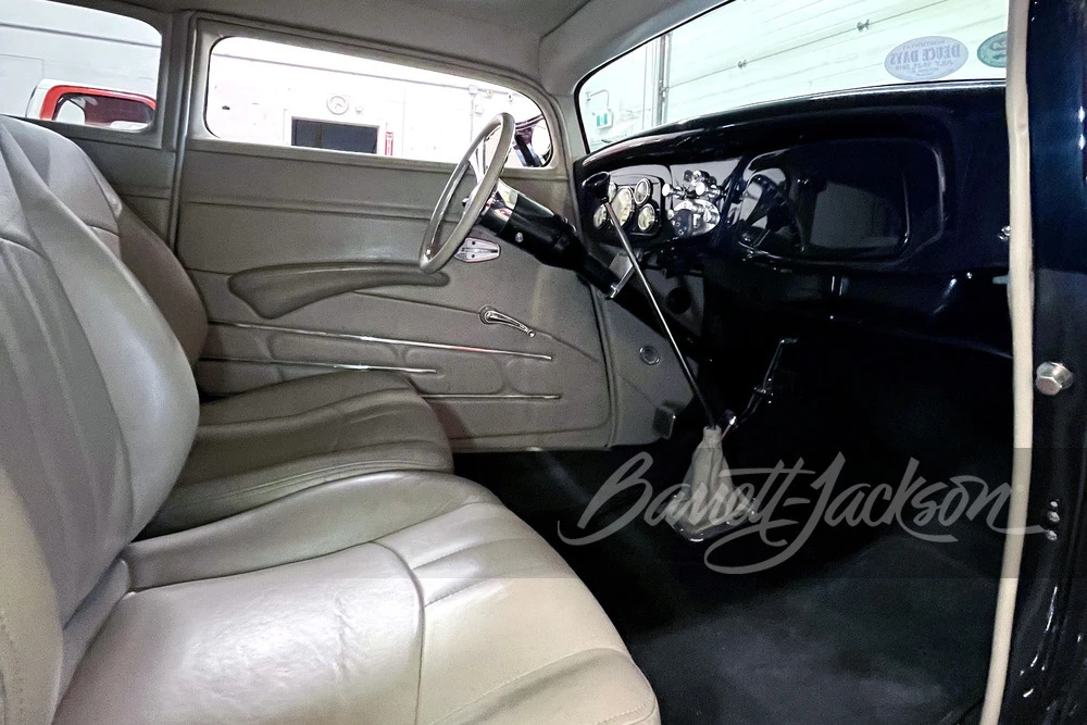 1933 Ford Model 18 & 40 - Image 8 of 11