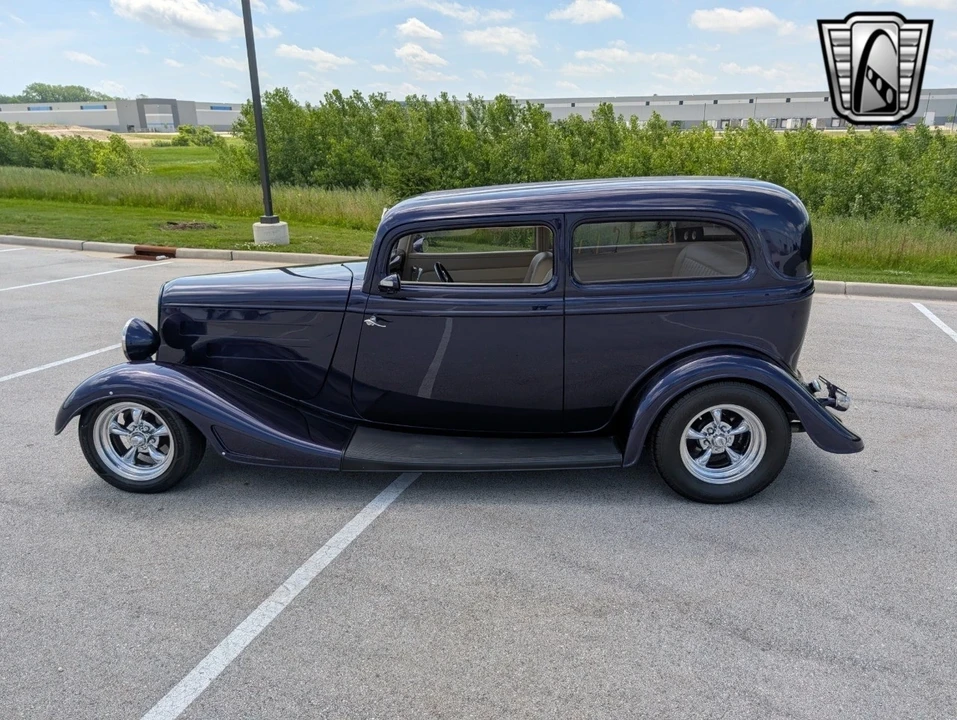 1933 Ford Model 18 & 40 - Image 4 of 21