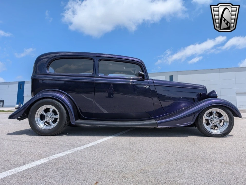 1933 Ford Model 18 & 40 - Image 9 of 21