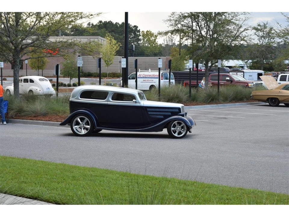 1933 Ford Model 18 & 40 - Image 2 of 13