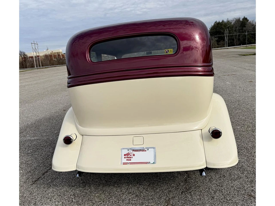 1933 Ford Model 18 & 40 - Image 4 of 28