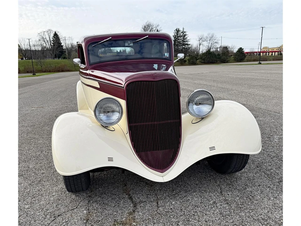 1933 Ford Model 18 & 40 - Image 7 of 28