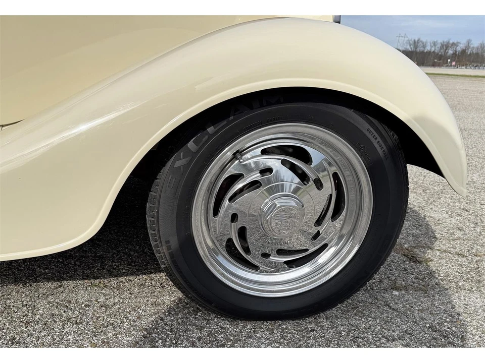 1933 Ford Model 18 & 40 - Image 28 of 28