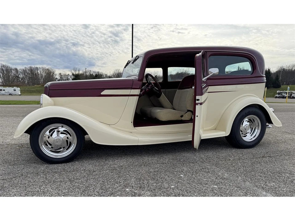 1933 Ford Model 18 & 40 - Image 12 of 28