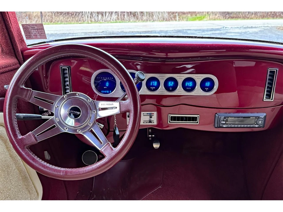 1933 Ford Model 18 & 40 - Image 15 of 28