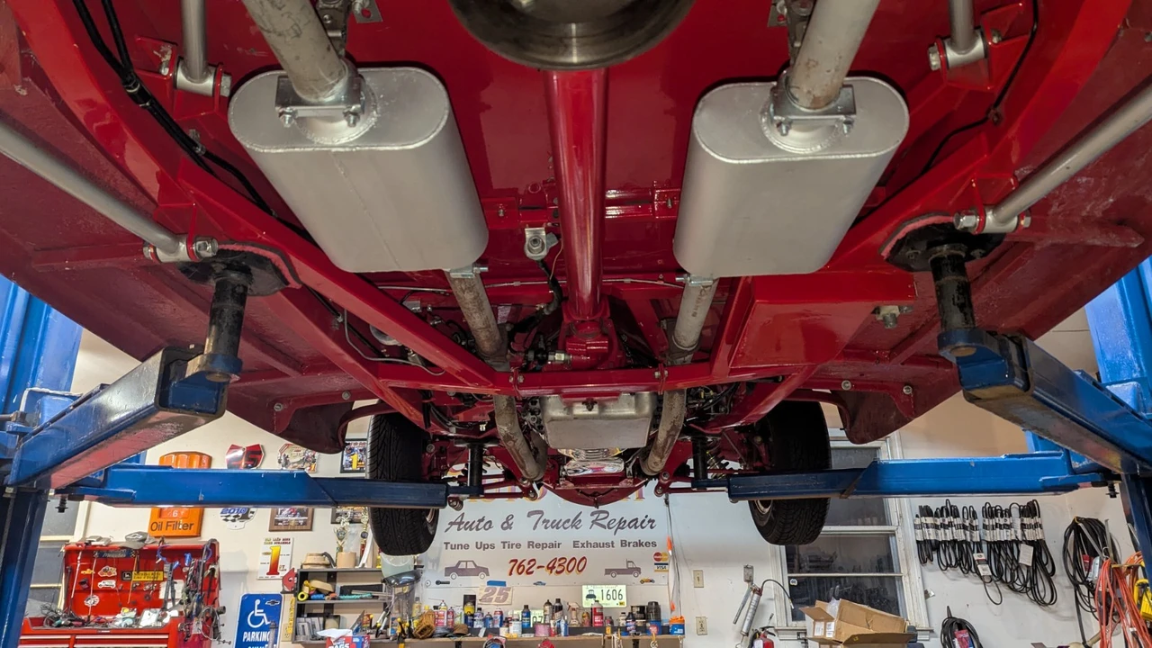1933 Ford Model 18 & 40 - Image 14 of 21