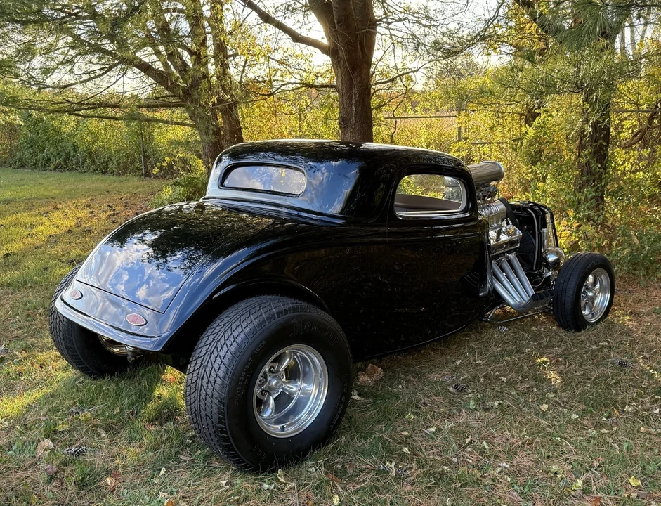 1933 Ford Model 18 & 40 - Image 4 of 21
