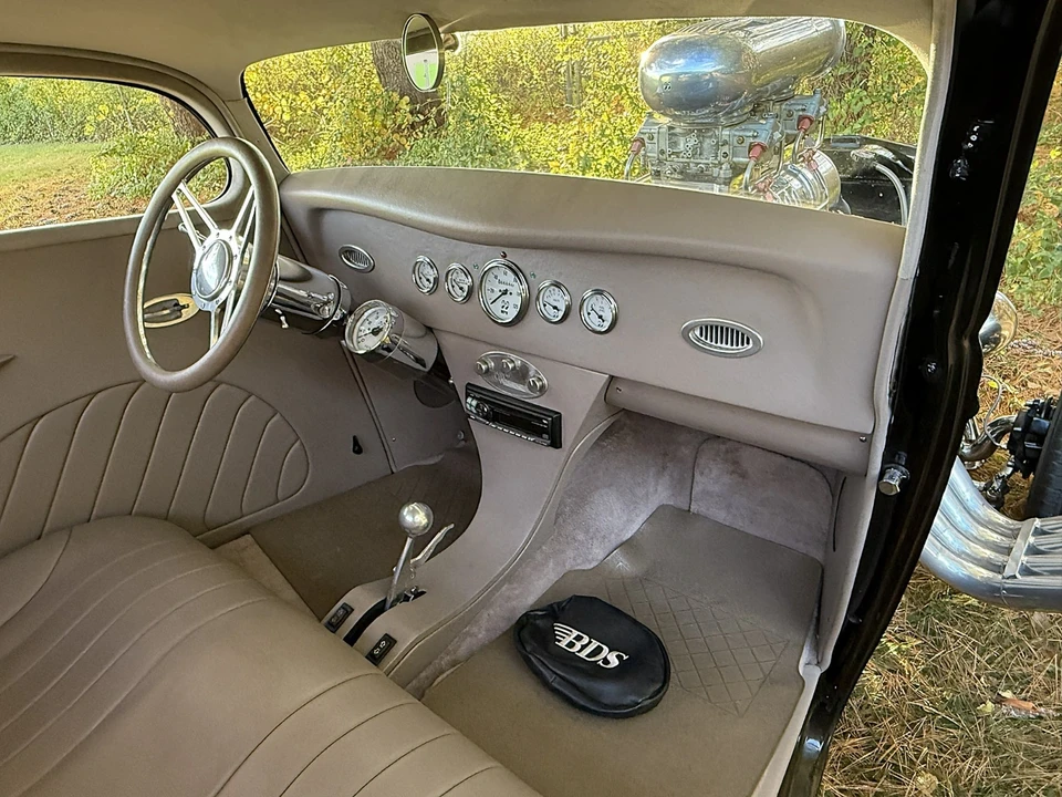 1933 Ford Model 18 & 40 - Image 9 of 21