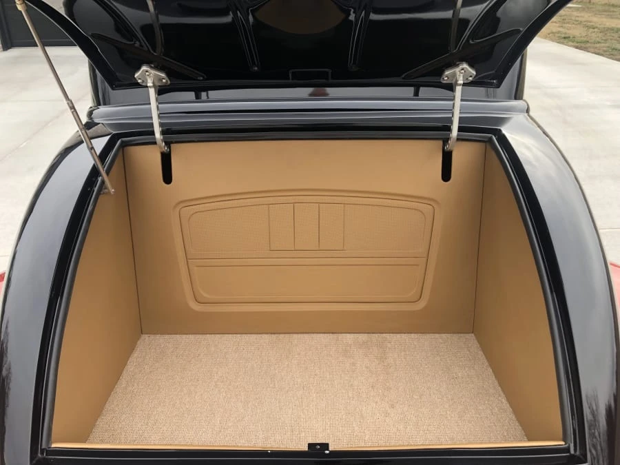 1933 Ford Model 18 & 40 - Image 14 of 17