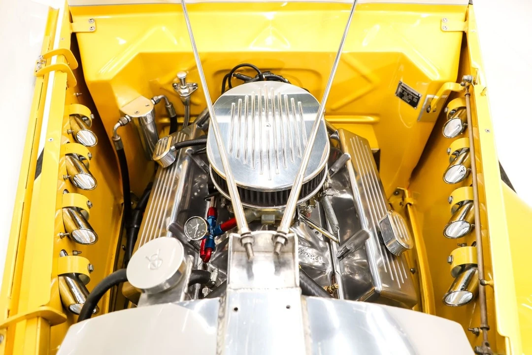 1933 Ford Model 18 & 40 - Image 5 of 12