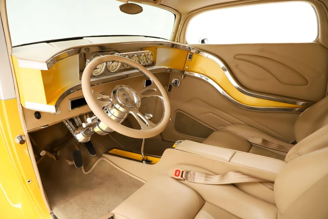 1933 Ford Model 18 & 40 - Image 2 of 12