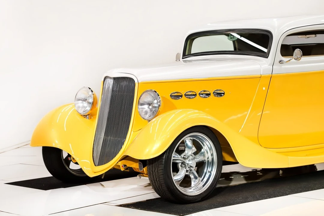 1933 Ford Model 18 & 40 - Image 10 of 12