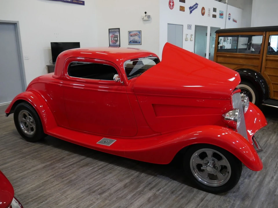 1933 Ford Model 18 & 40 - Image 14 of 21