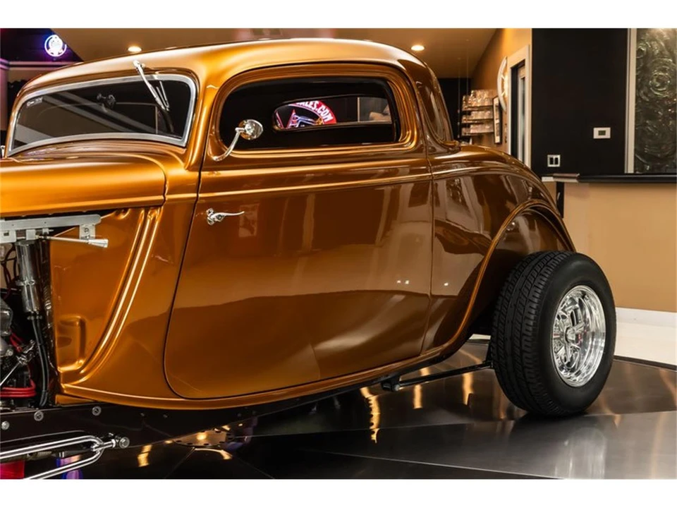 1933 Ford Model 18 & 40 - Image 30 of 31