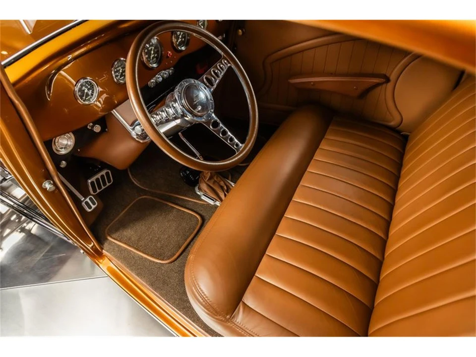 1933 Ford Model 18 & 40 - Image 3 of 31
