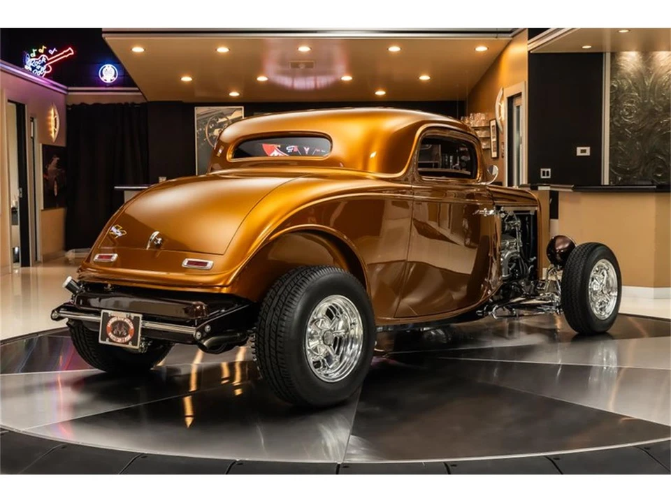 1933 Ford Model 18 & 40 - Image 12 of 31