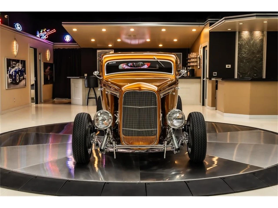1933 Ford Model 18 & 40 - Image 7 of 31