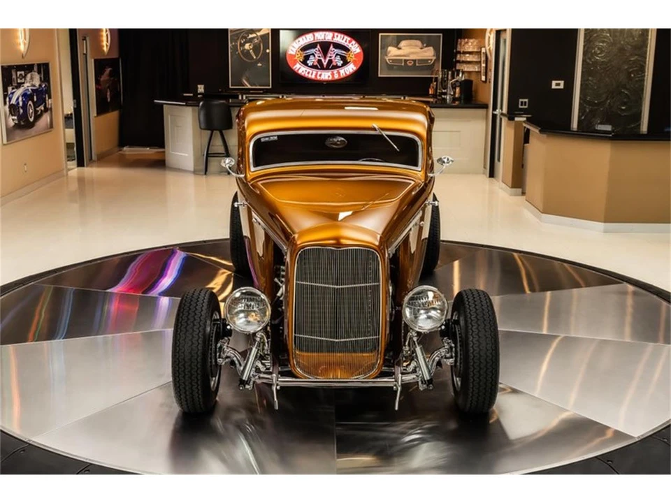 1933 Ford Model 18 & 40 - Image 8 of 31