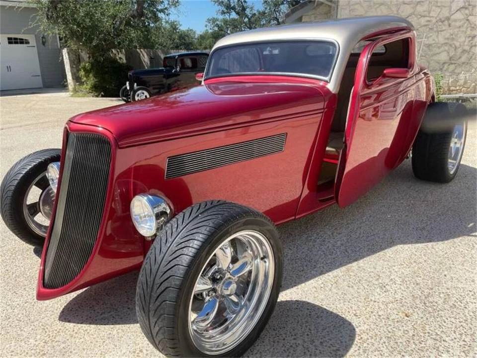 1933 Ford Model 18 & 40 - Image 4 of 31