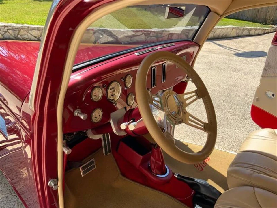 1933 Ford Model 18 & 40 - Image 30 of 31