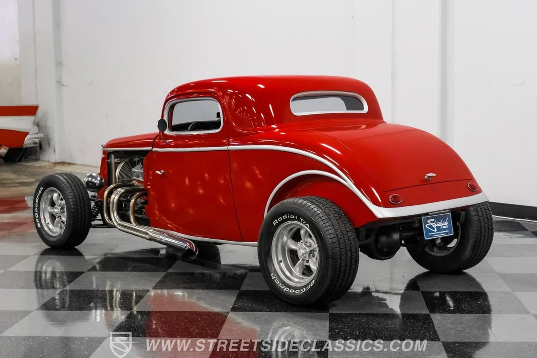 1933 Ford Model 18 & 40 - Image 8 of 12