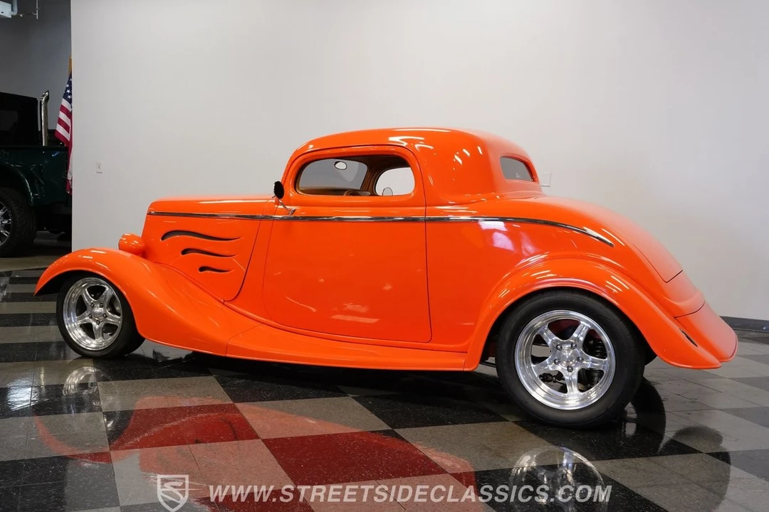 1933 Ford Model 18 & 40 - Image 9 of 12