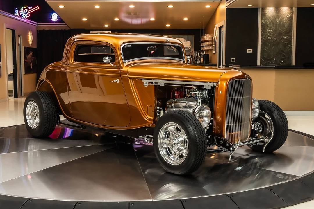 1933 Ford Model 18 & 40 - Image 10 of 24