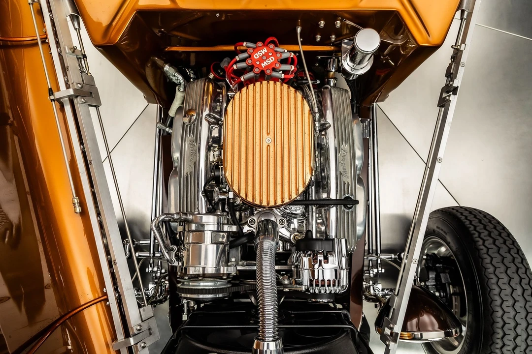 1933 Ford Model 18 & 40 - Image 4 of 24