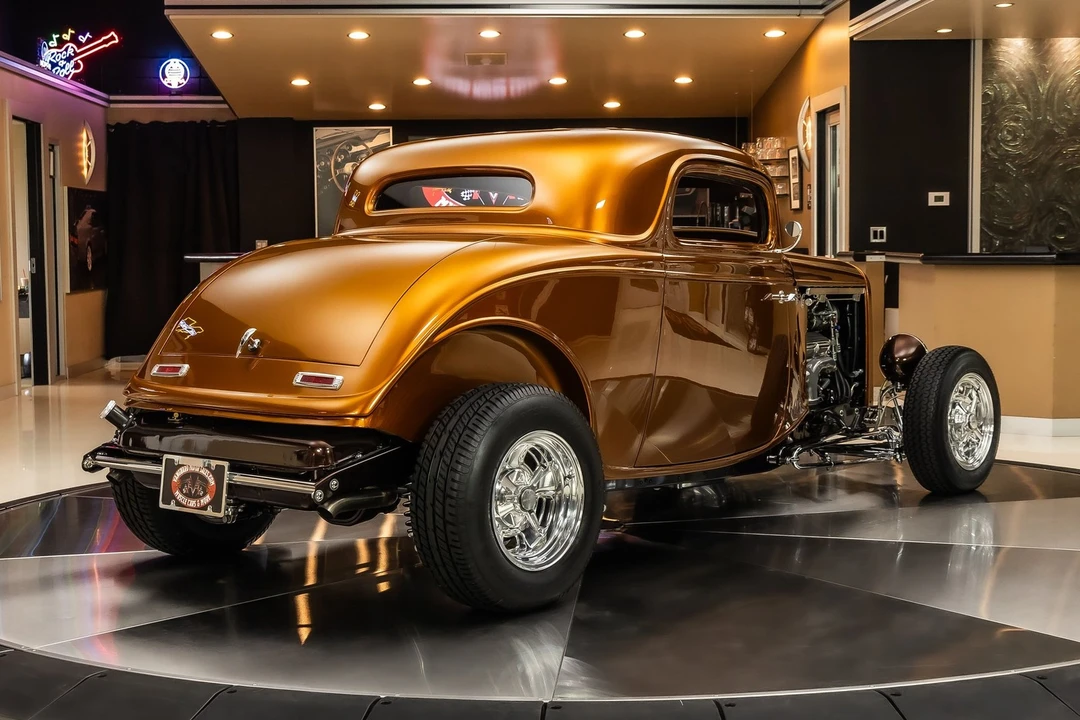 1933 Ford Model 18 & 40 - Image 13 of 24