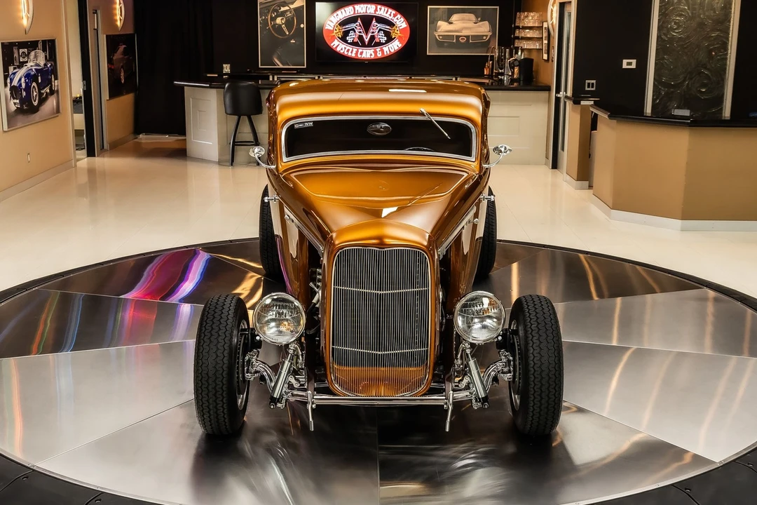 1933 Ford Model 18 & 40 - Image 9 of 21