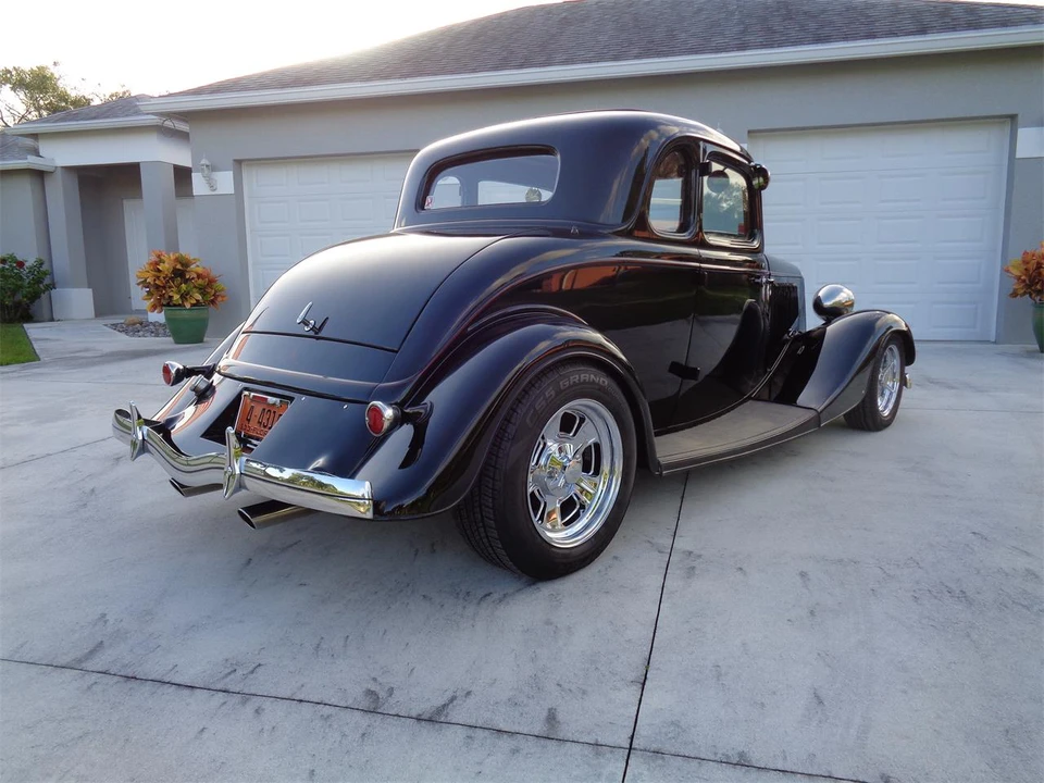1933 Ford Model 18 & 40 - Image 7 of 31