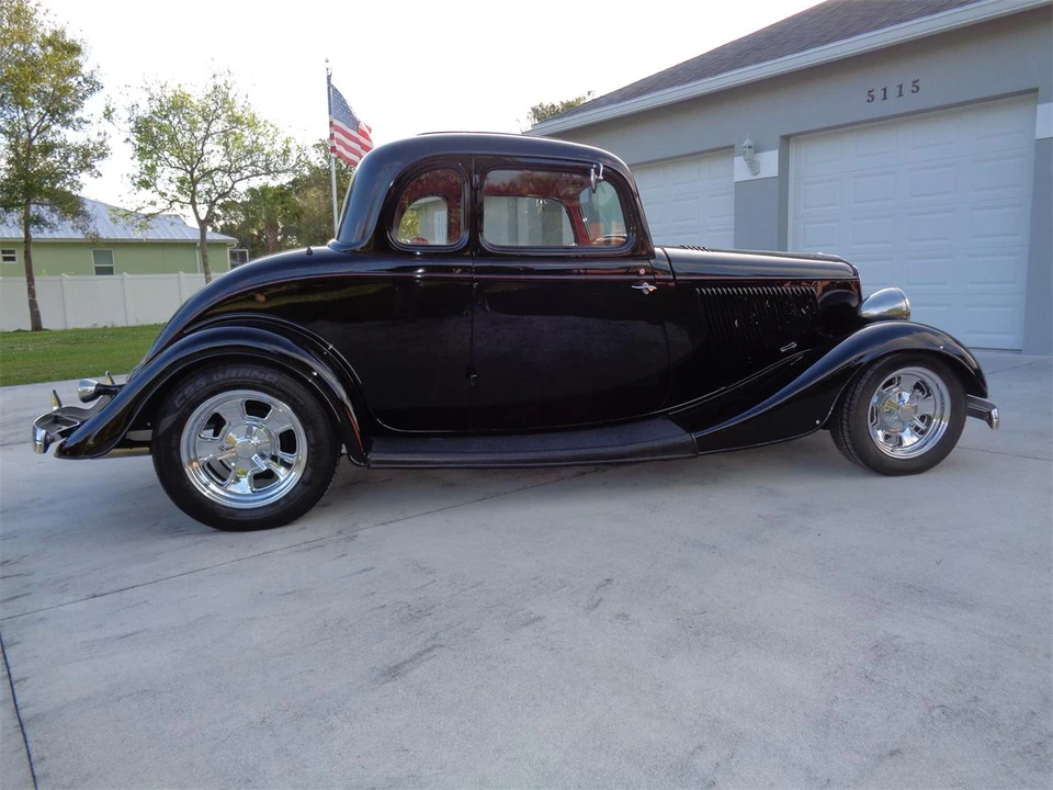 1933 Ford Model 18 & 40 - Image 9 of 31