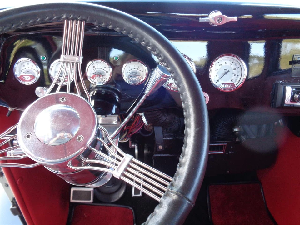 1933 Ford Model 18 & 40 - Image 26 of 31