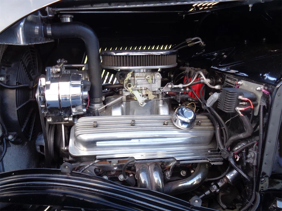 1933 Ford Model 18 & 40 - Image 27 of 31