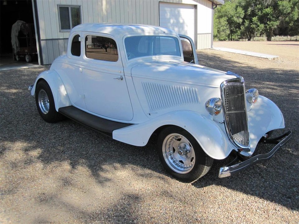 1933 Ford Model 18 & 40 - Image 3 of 11