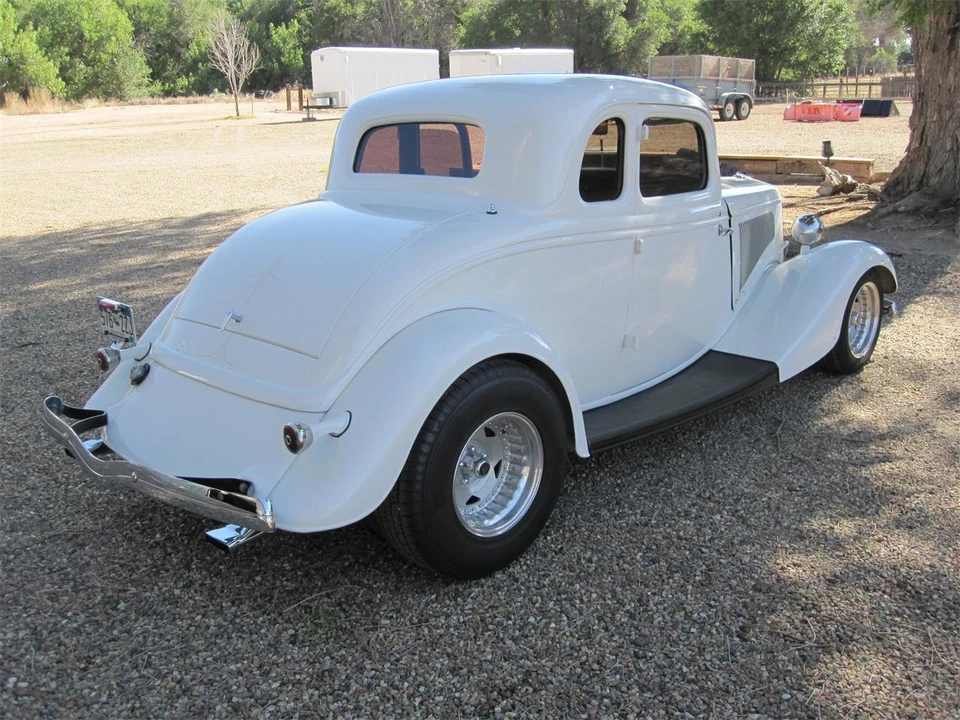 1933 Ford Model 18 & 40 - Image 4 of 11