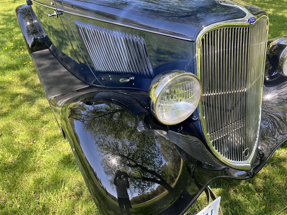 1933 Ford Model 18 & 40 - Image 6 of 31