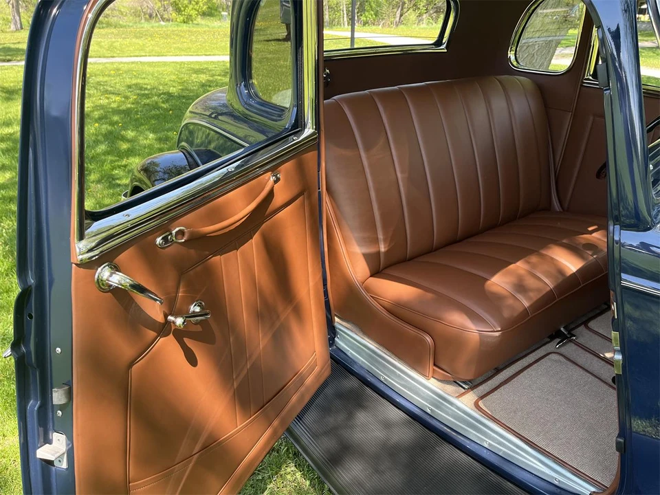 1933 Ford Model 18 & 40 - Image 24 of 31