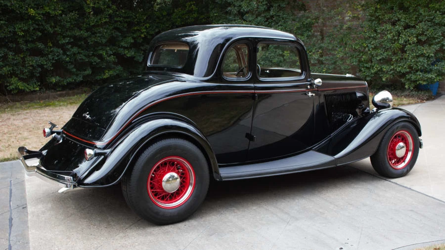 1933 Ford Model 18 & 40 - Image 2 of 28