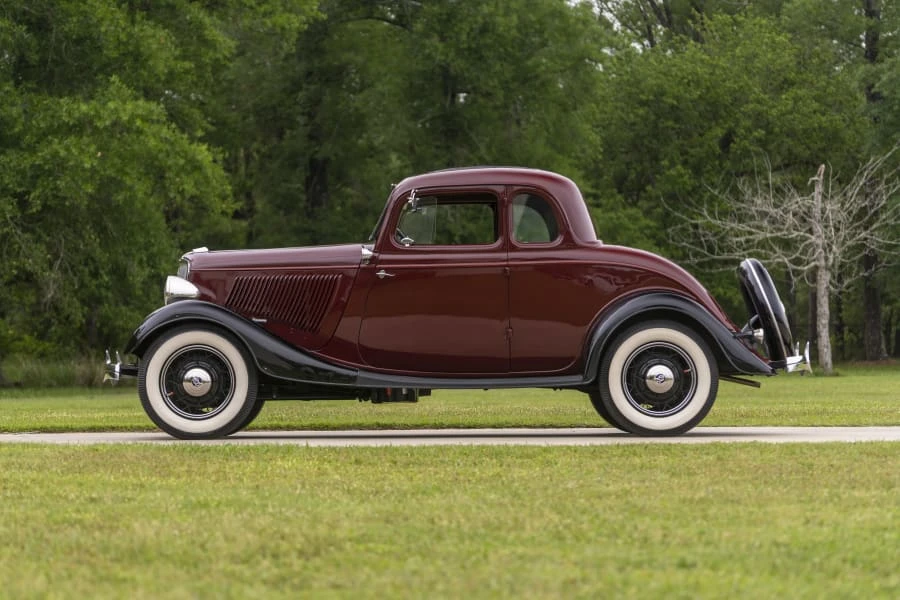 1933 Ford Model 18 & 40 - Image 2 of 31