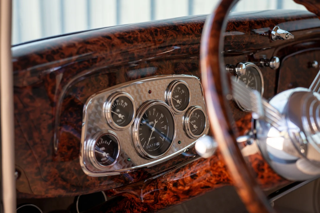 1933 Ford Model 18 & 40 - Image 11 of 31